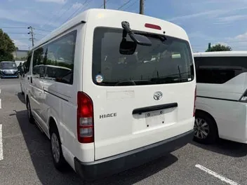 Toyota Hiace 2021 photo 4