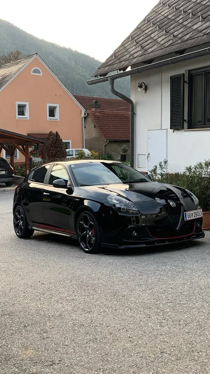 Alfa Romeo Giulietta 2019 photo 2
