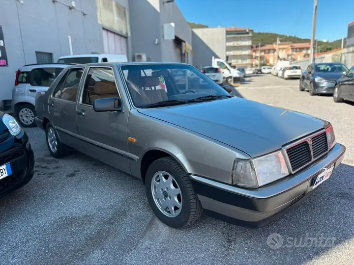 Lancia Thema