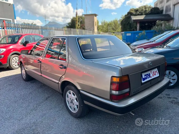 Lancia Thema 1986 photo 3