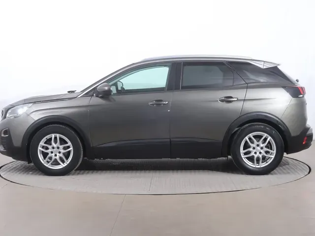 Peugeot 3008 2017 photo 2