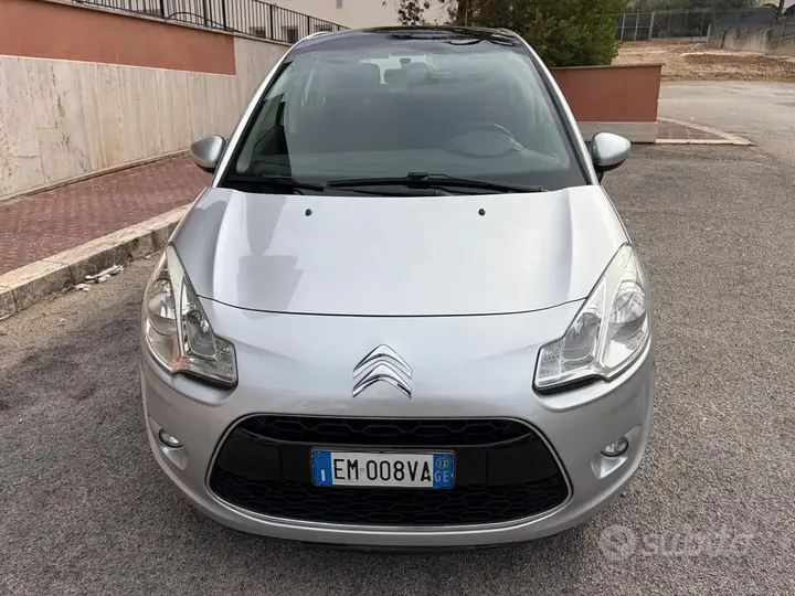 Citroen C3 2012 photo 3