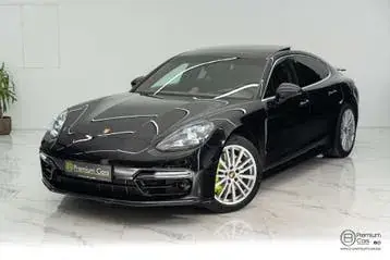 Porsche Panamera 2023 photo 2