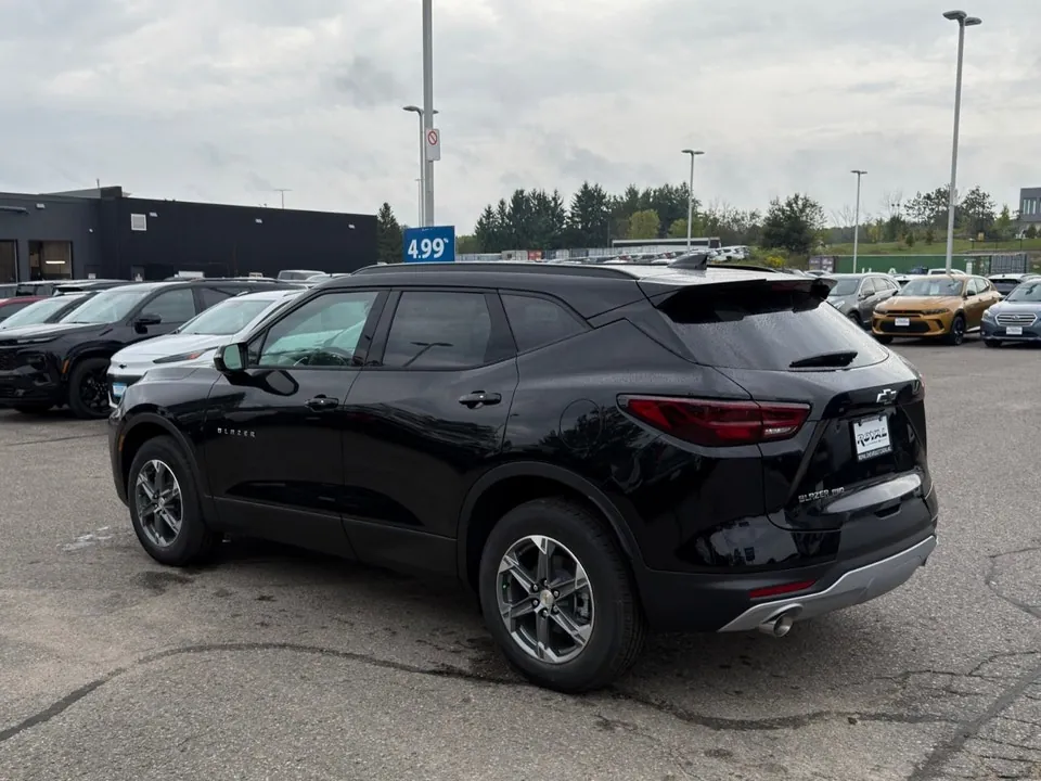 Chevrolet Blazer 2026 photo 3