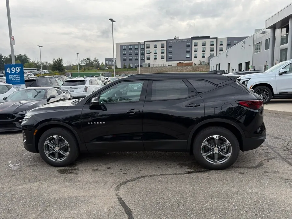 Chevrolet Blazer 2026 photo 2