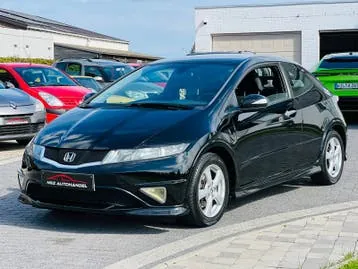 Honda Civic 2010 photo 3