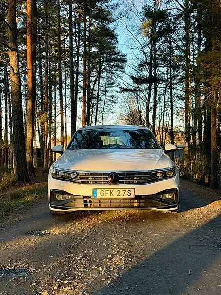 Volkswagen Passat 2021 photo 3