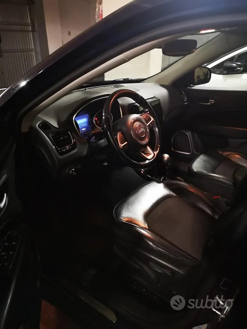 Jeep Compass 2018 photo 2