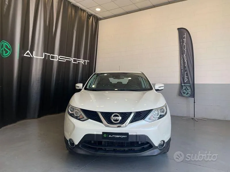 Nissan Qashqai 2015 photo 2