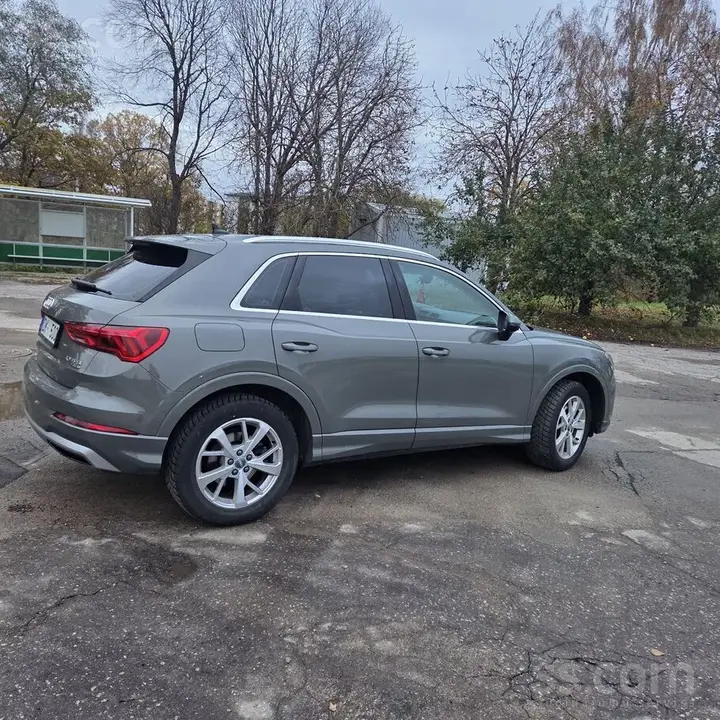 Audi Q3 2019 photo 3