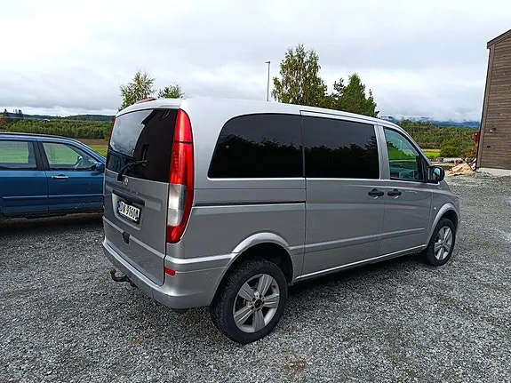 Mercedes-Benz Vito 115 2010 photo 3