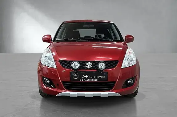 Suzuki Swift 2013 photo 2