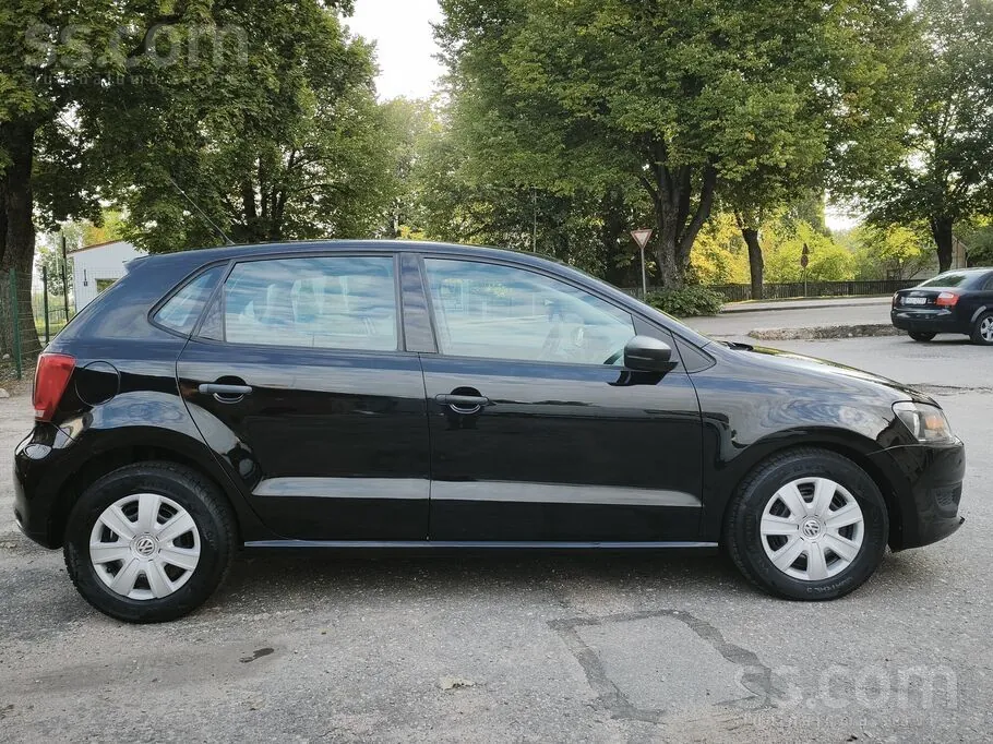 Volkswagen Polo 2009 photo 4