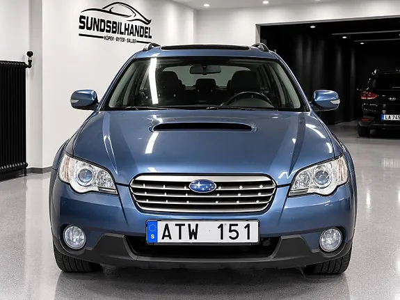 Subaru Outback 2009 photo 2