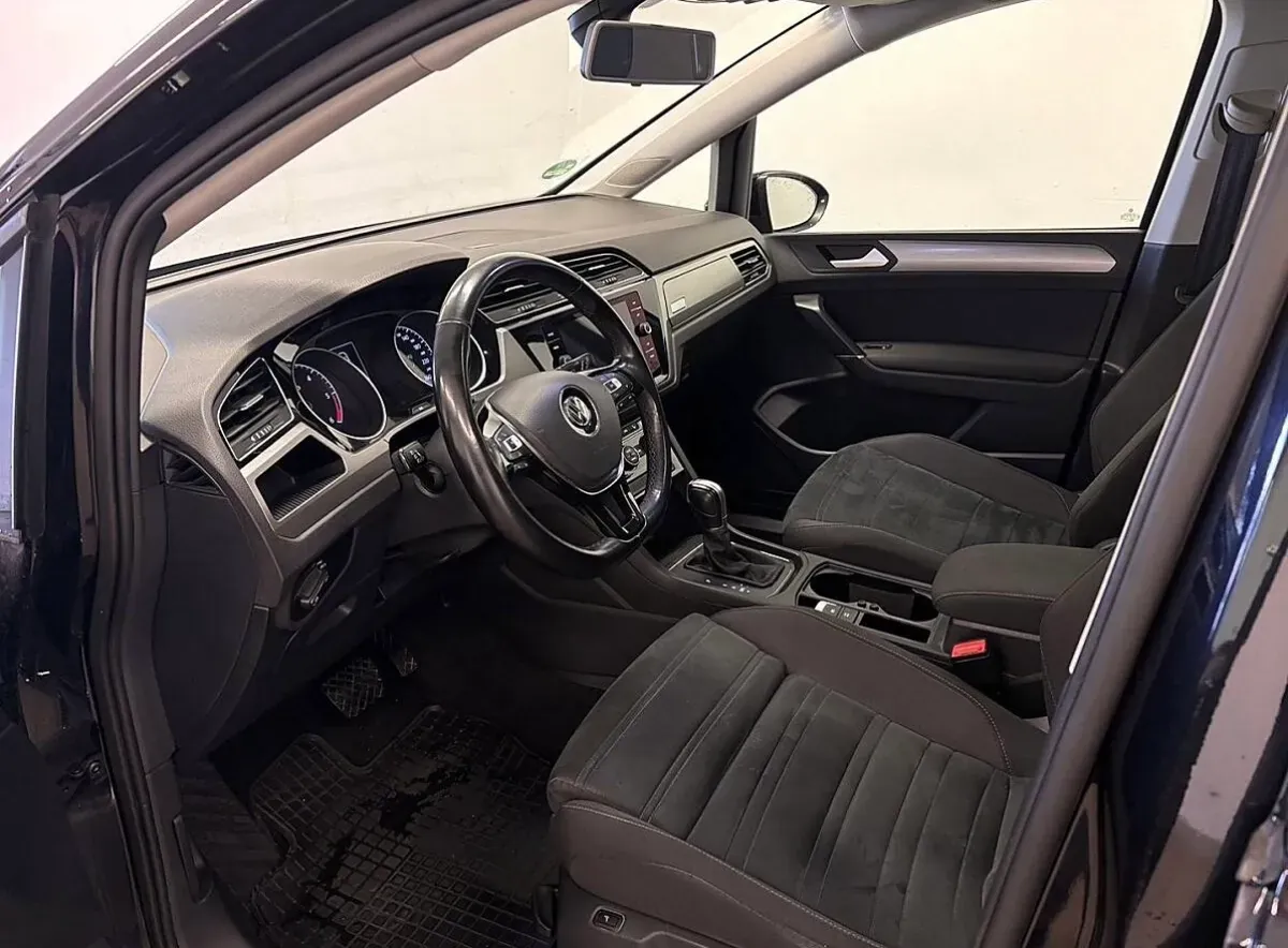 Volkswagen Touran 2018 photo 3