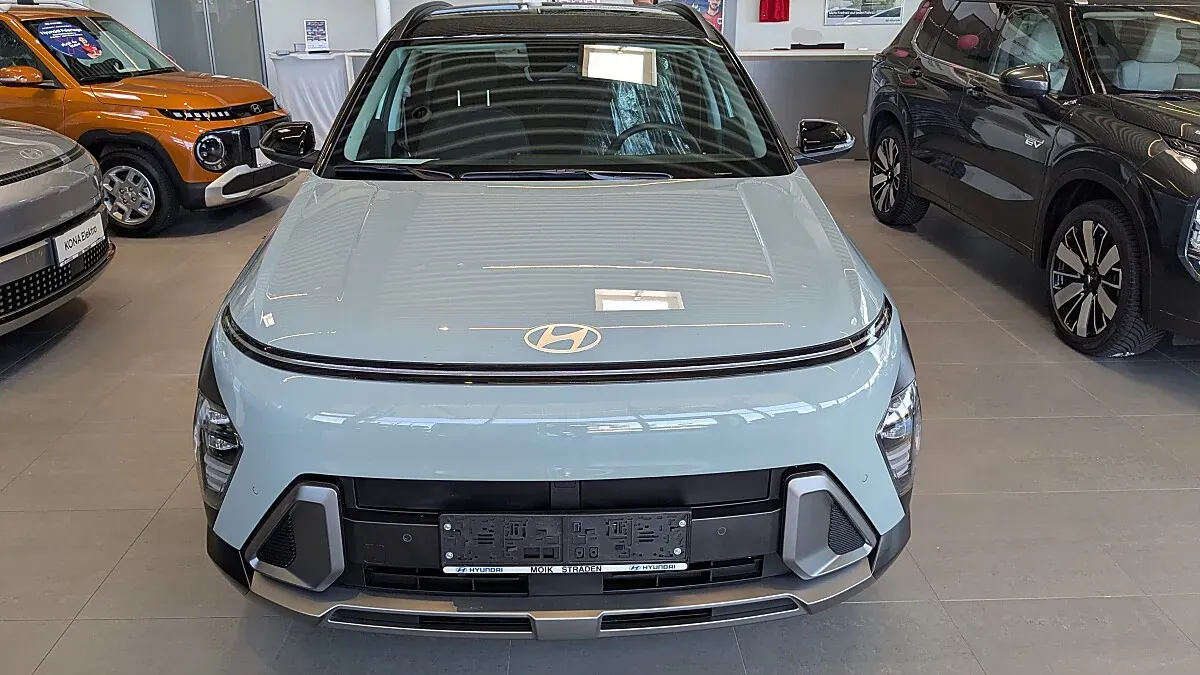 Hyundai Kona photo 2