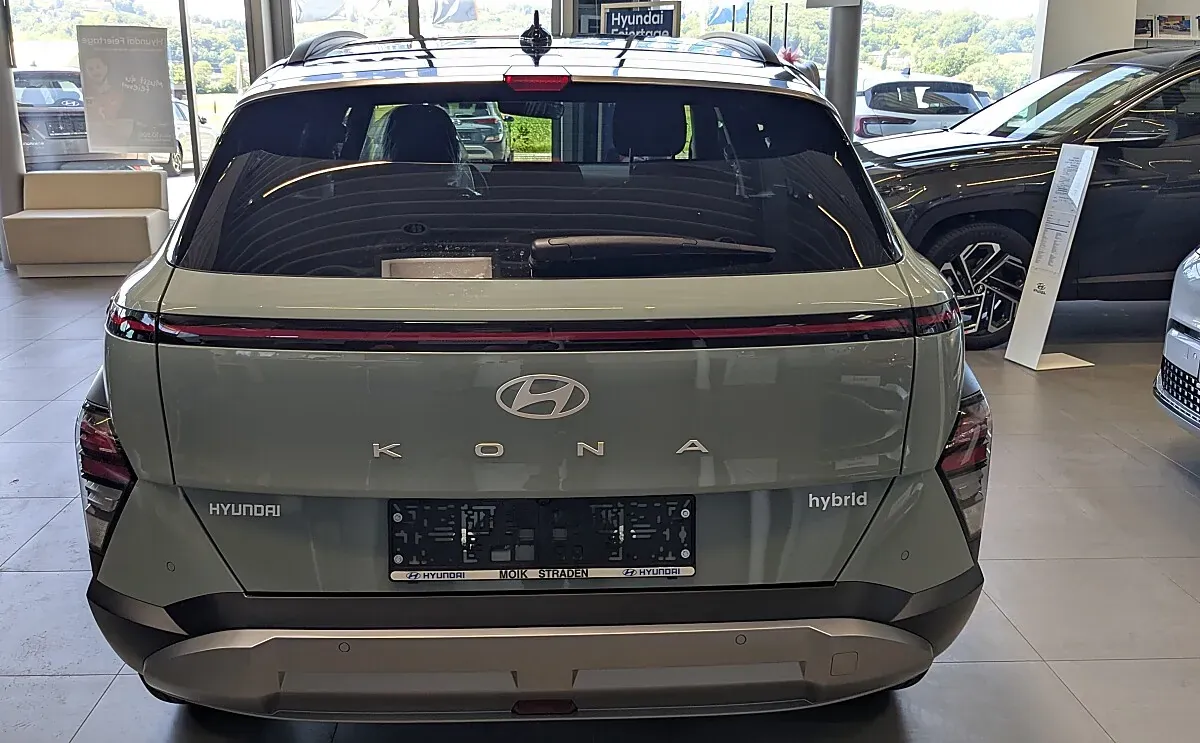 Hyundai Kona photo 3