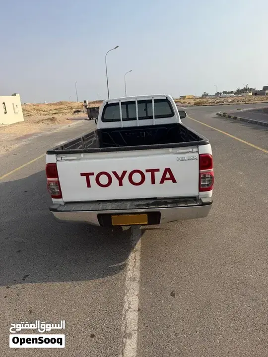 Toyota Hilux 2015 photo 3