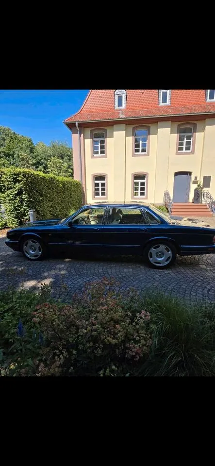 Jaguar Xj6
