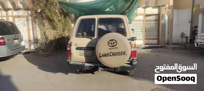 Toyota Land Cruiser 1991 photo 2