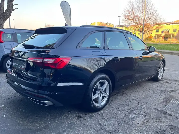 Audi A4 Avant 2022 photo 5