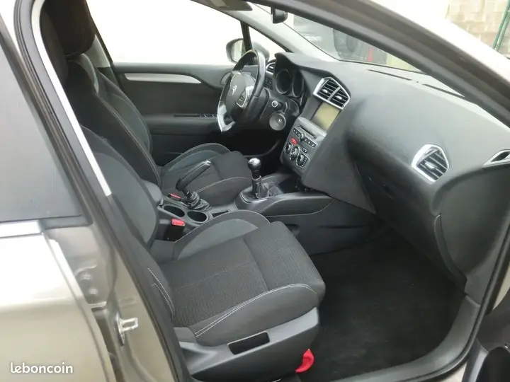 Citroen C4 2017 photo 3