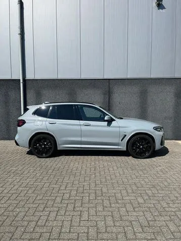 BMW X3 2022 photo 3