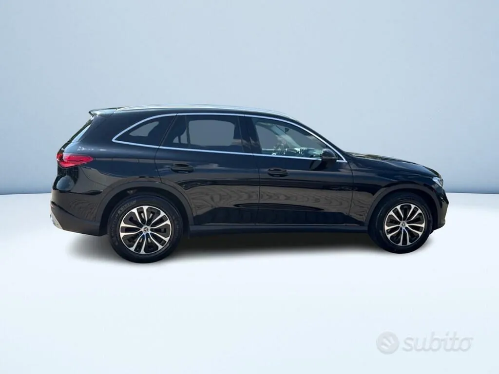 Mercedes-Benz Glc 2025 photo 3