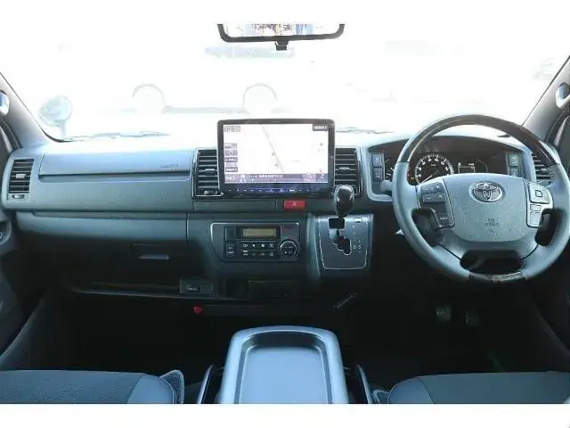 Toyota Hiace Gl 2025 photo 3