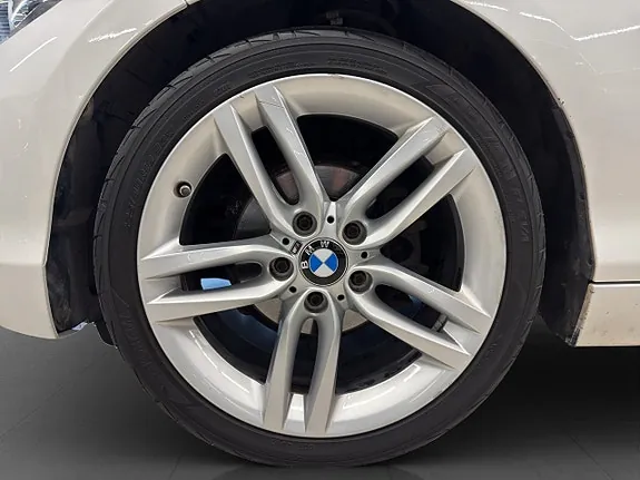 BMW 116D 2016 photo 3