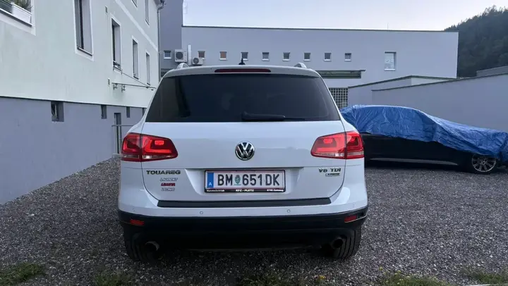 Volkswagen Touareg