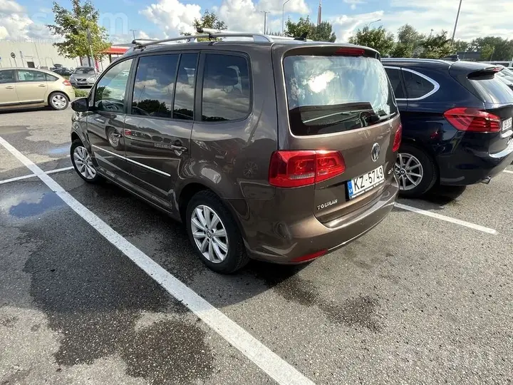 Volkswagen Touran 2014 photo 4