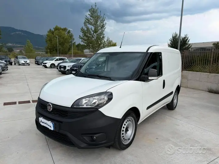 Fiat Doblò 2023 photo 3
