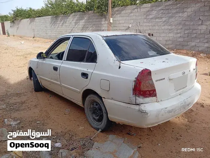 Hyundai Verna 2010 photo 4