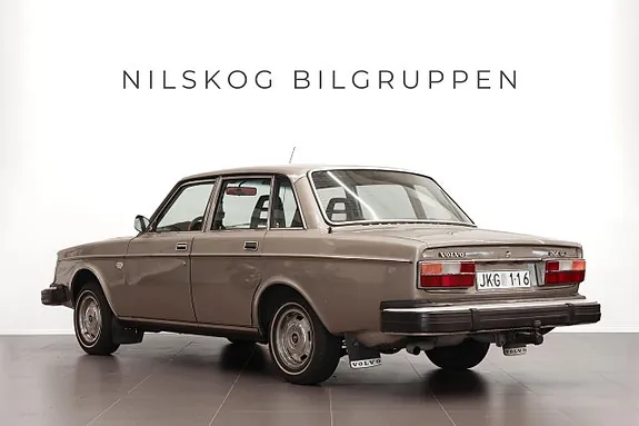 Volvo 264 1976 photo 4