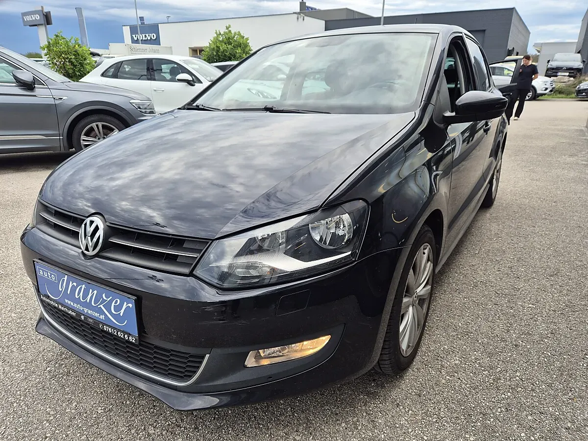 Volkswagen Polo Highline 2011 photo 2
