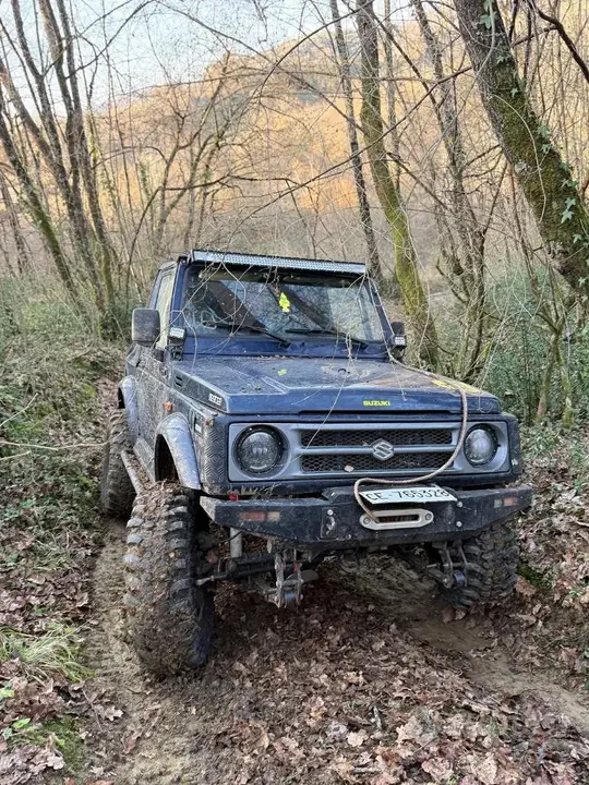 Suzuki Samurai