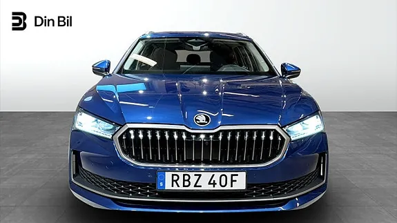Skoda Superb 2025 photo 4