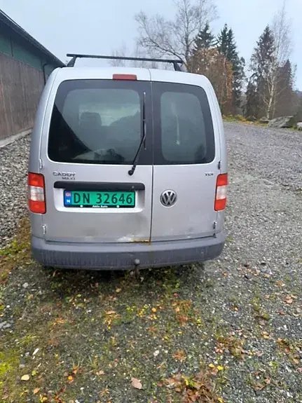 Volkswagen Caddy Maxi 2010 photo 3