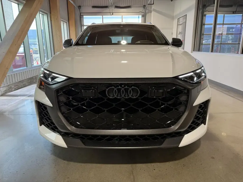 Audi Rs Q8 2025 photo 2
