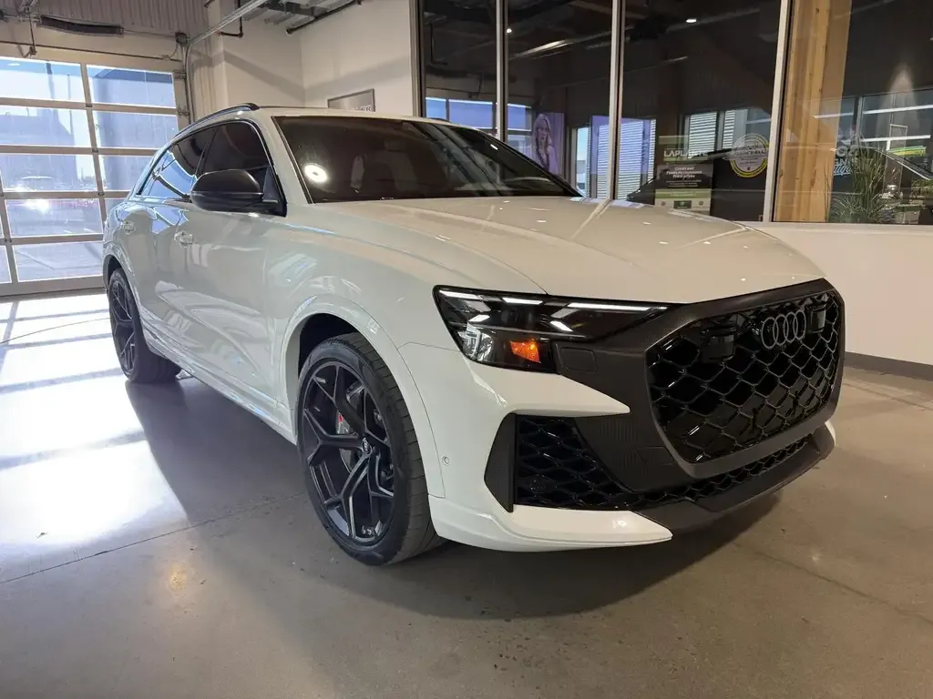 Audi Rs Q8 2025 photo 3