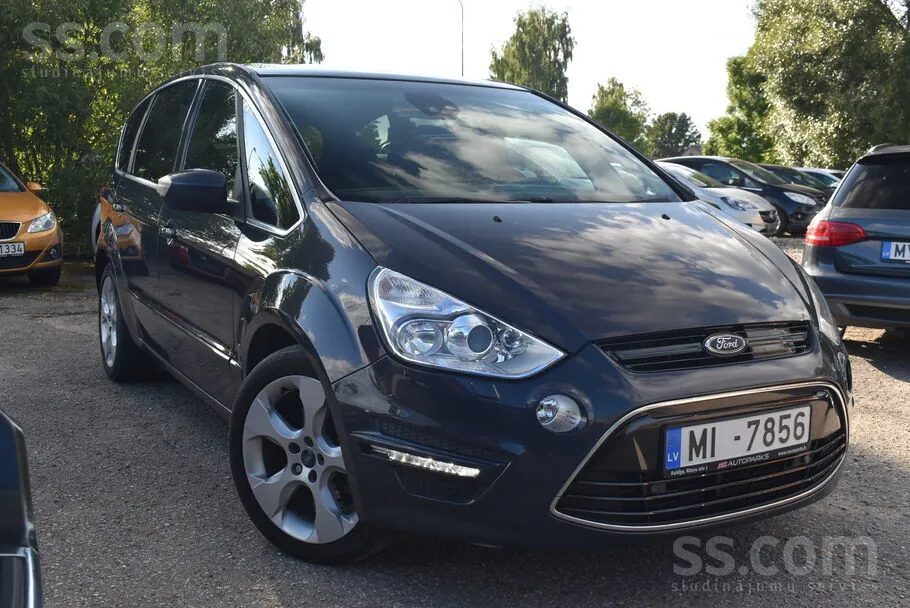 Ford S-Max 2012 photo 4