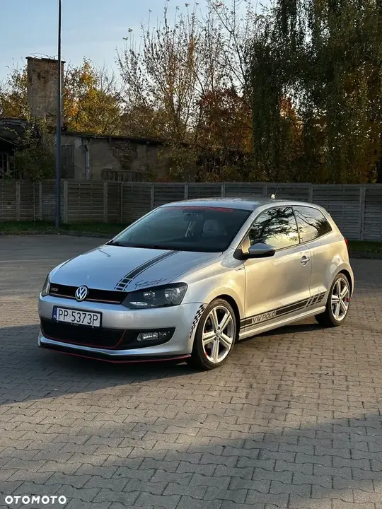 Volkswagen Polo 2013 photo 2