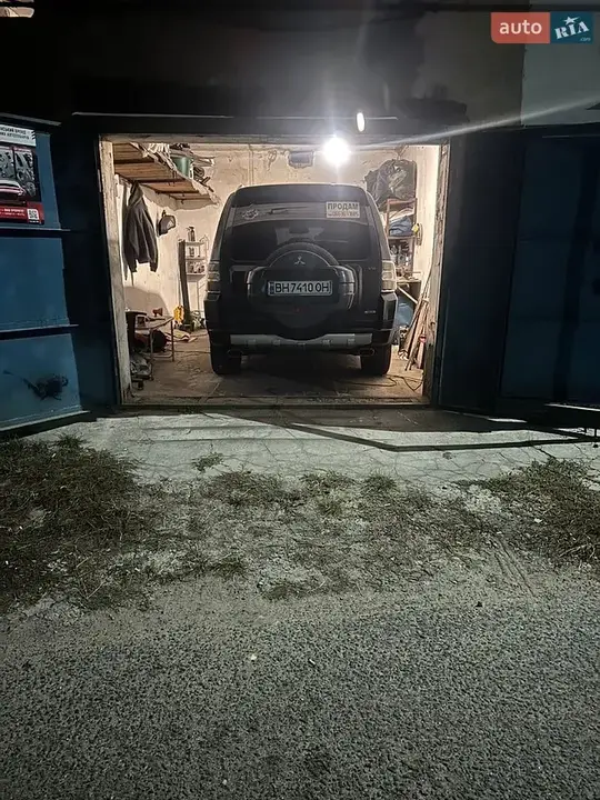 Mitsubishi Pajero 2008 photo 3
