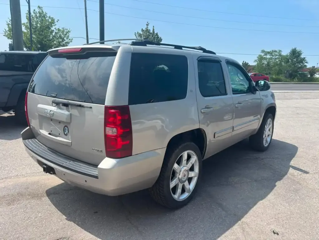 Chevrolet Tahoe 2008 photo 2