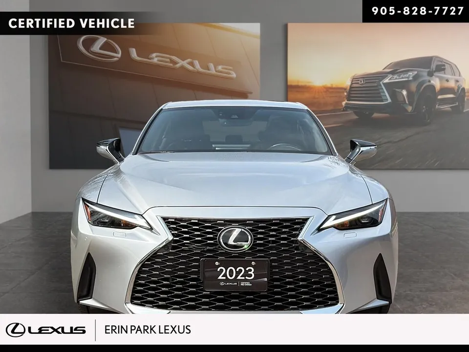Lexus Is300 2023 photo 2