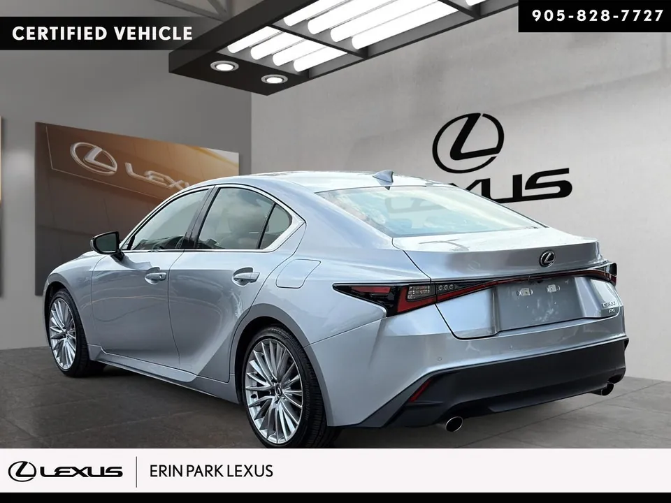 Lexus Is300 2023 photo 4