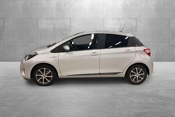 Toyota Yaris 2020 photo 2