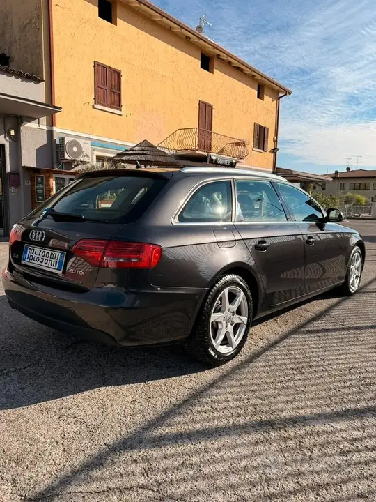 Audi A4 2008 photo 4