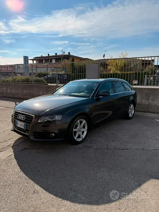 Audi A4 2008 photo 2